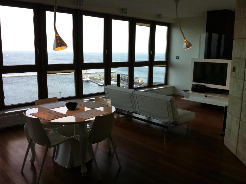 グディニャSea Towersアパートメント 部屋 写真